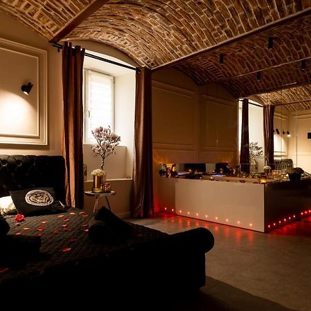 克拉科夫Secretly Studio With Jacuzzi公寓 外观 照片